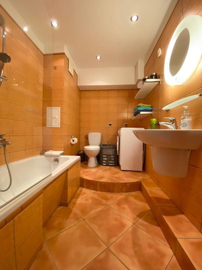 Apartament Witawa 22 กดิเนีย ภายนอก รูปภาพ
